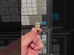 Laser/graver/graver le connecteur du terminal de la batterie du véhicule électrique